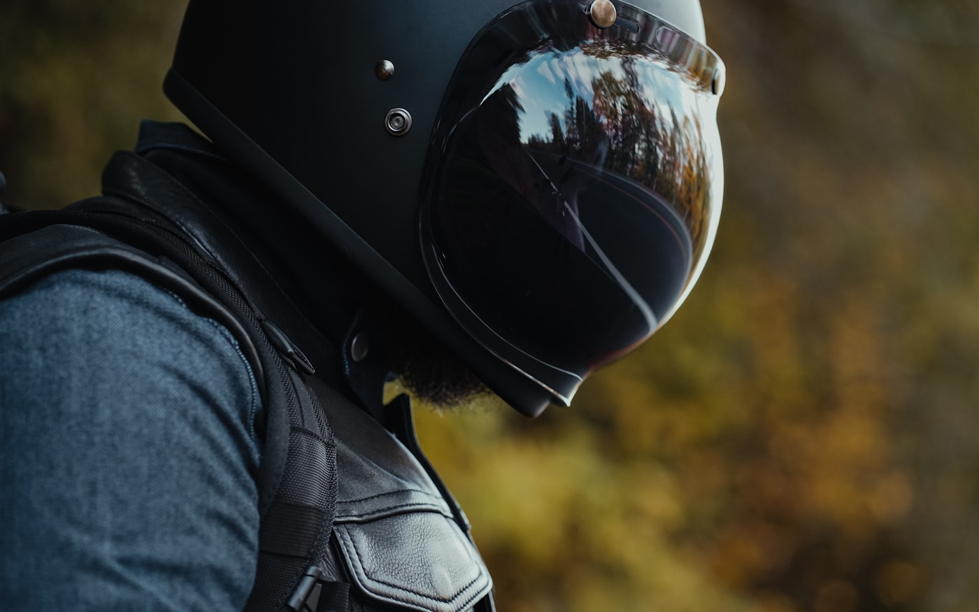 Leather vs Textile Motorcycle Jackets: Which Sale Is Worth It?